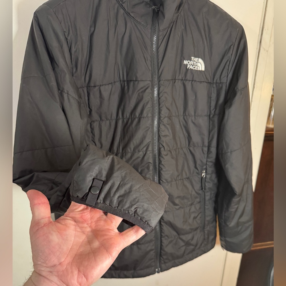 The North Face Iconic Black Puffer Jacket, Men’s Large, in Amazing Condition
